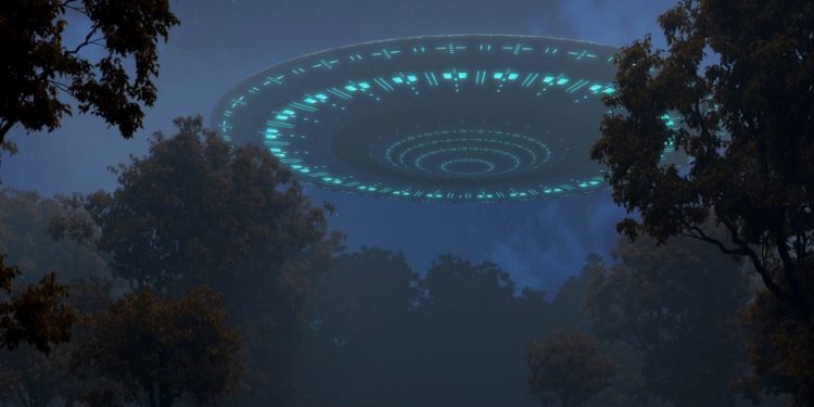 Shefi i NASA-s: Që nga 2004 kemi regjistruar 300 raste UFO-sh, unë fola me pilotët dhe…