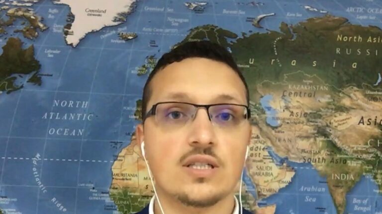 Shqipëria “zgjohet” me shi, sinoptikani tregon kur pritet përmirësimi i motit